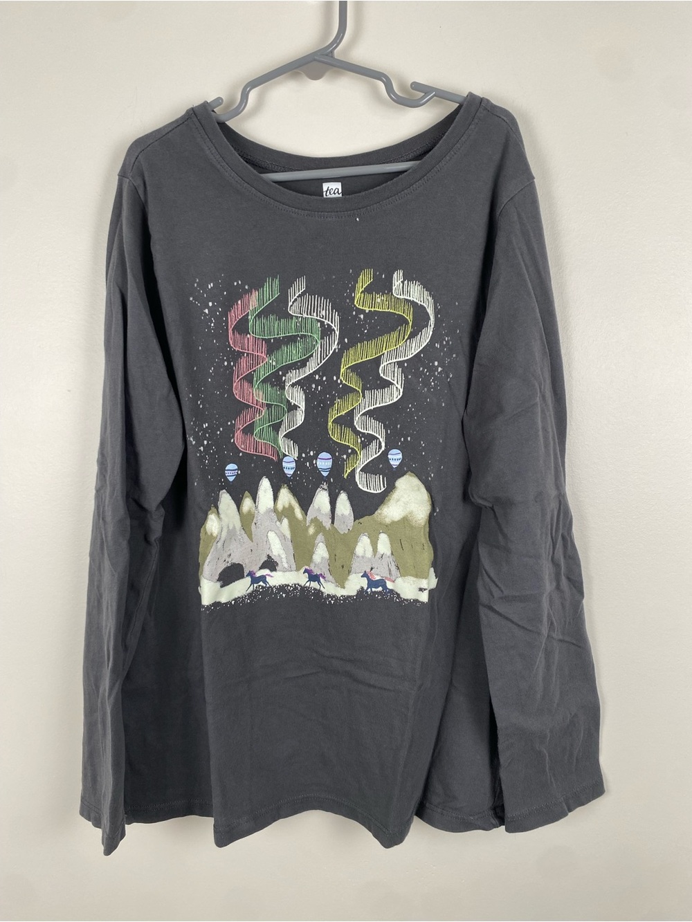 Tea Collection Cappadocia Glow Graphic Long Sleeve Tee Girls size 14